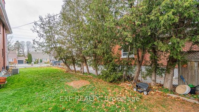 655 Browns Line, House other with 5 bedrooms, 3 bathrooms and 4 parking in Etobicoke ON | Image 14