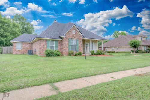 1951 Bayou Bend Dr, Bossier City, LA, 71111-5156 | Card Image