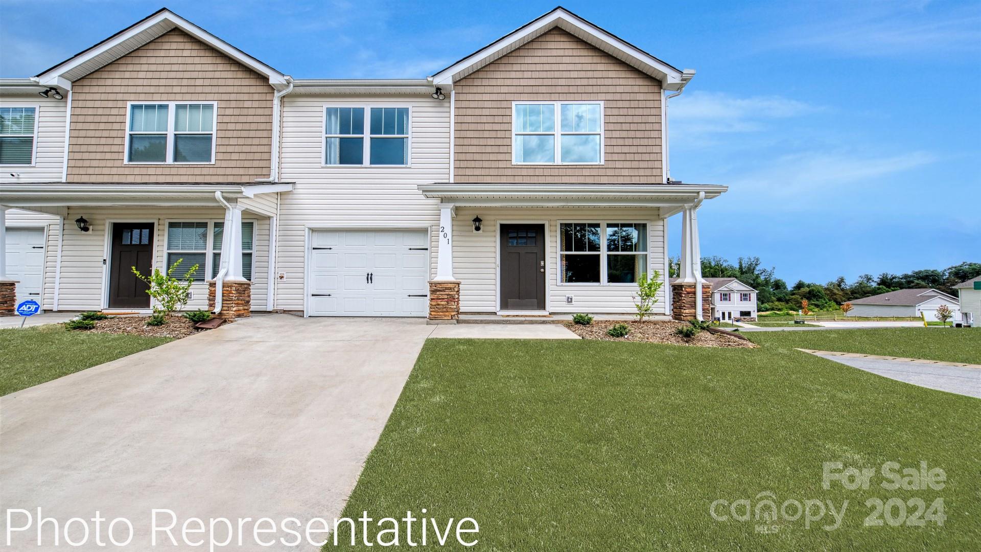Virginia Commons Dr, Arden, NC 28704