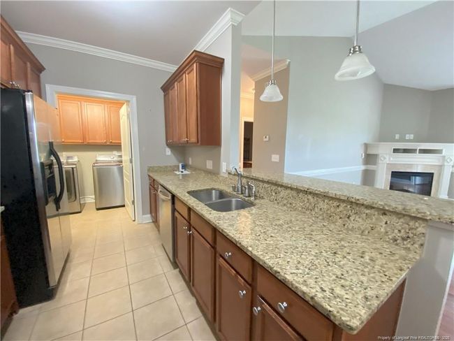 Kitchen | Image 4
