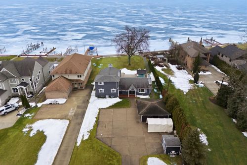 35568 Hamer St, New Baltimore, MI, 48047-2419 | Card Image