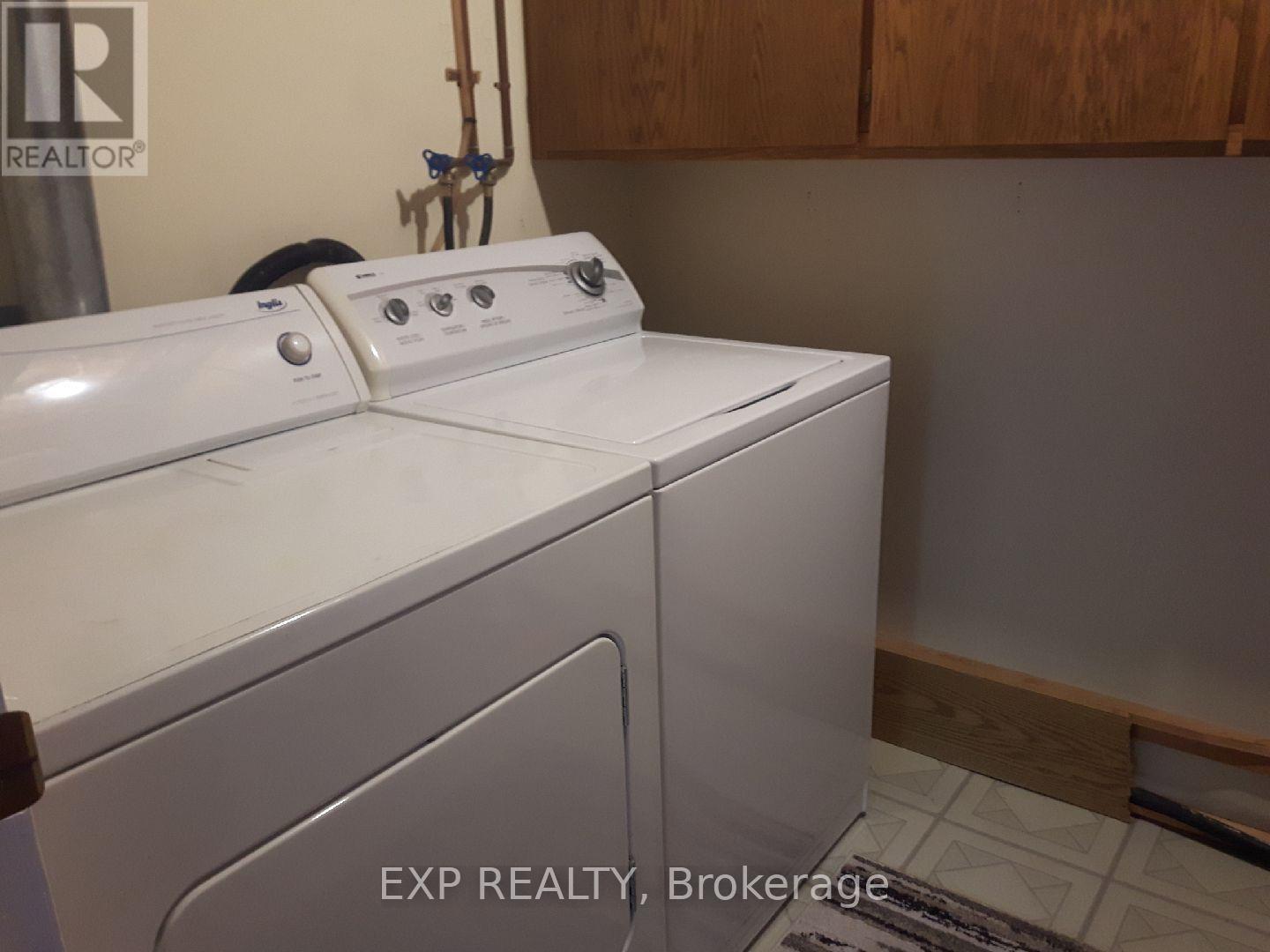 Residential Lease in Welland (N. Welland) 4