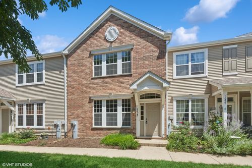 133 Springbrook Trl S, Oswego, IL, 60543-4016 | Card Image
