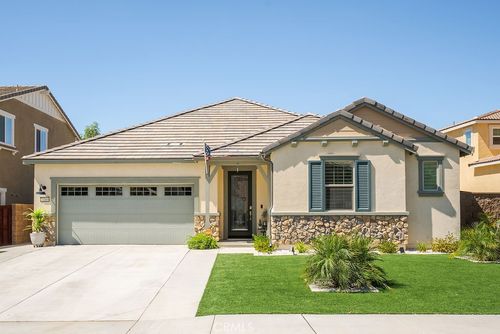 27509 Grand Teton Ct, Menifee, CA, 92585-8136 | Card Image
