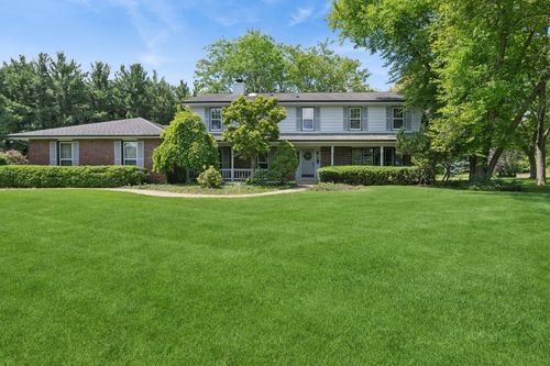 205 Whitaker Ct, Woodstock, IL, 60098-7858 | Card Image