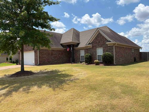 4161 Bramble Crest Dr, Southaven, MS, 38672-5002 | Card Image