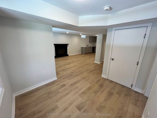 bsmt-445 Prestwick Dr, Oshawa, ON, L1J7R6 | Card Image