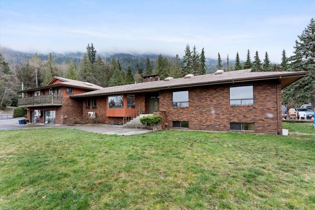 3441 Robinson Road, House other with 4 bedrooms, 6 bathrooms and 4 parking in Yarrow BC | Image 2
