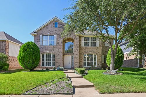 2425 Brycewood Ln, Plano, TX, 75025-4711 | Card Image
