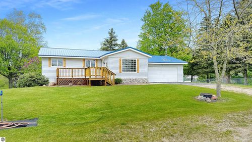 1972 W Cedar Dr, Mc Bain, MI, 49657-9602 | Card Image