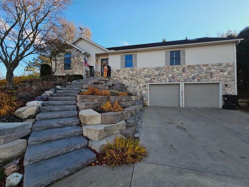 11815 N Lake Side Dr, Jerome, MI, 49249-9648 | Card Image