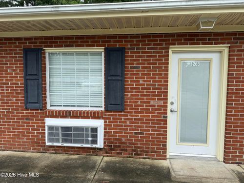 1263 Colony Dr, New Bern, NC, 28562-4156 | Card Image
