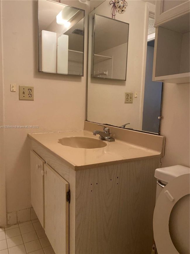 APT-515 - 6190 Woodlands Blvd, Condo with 2 bedrooms, 2 bathrooms and null parking in Tamarac FL | Image 12