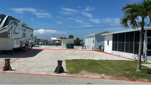 29 Montego Dr, Palmetto, FL, 34221-3450 | Card Image