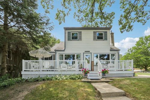 4424 Riverside Road, Waterford, WI, 53185 | Card Image