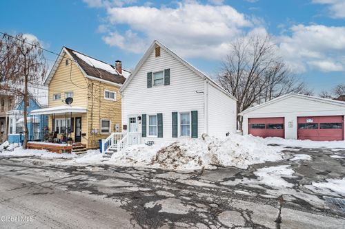 12 Oliver St, Cohoes, NY, 12047-4723 | Card Image