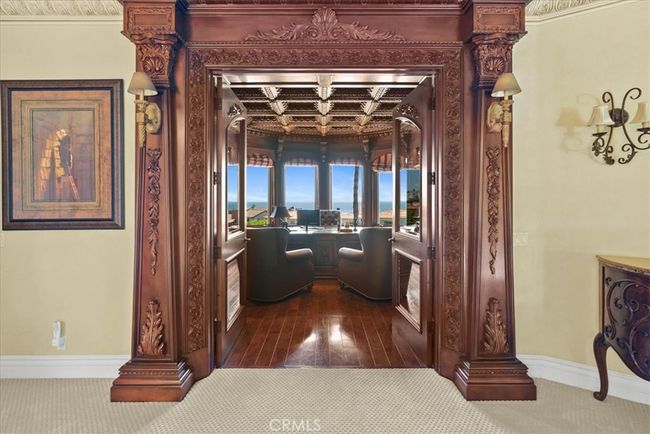 Paneled wood Office is beyond spectacular! | Image 32