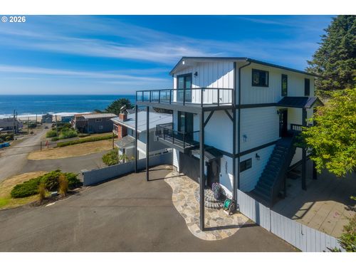 2035 Ne 66th St, Lincoln City, OR, 97367-9528 | Card Image