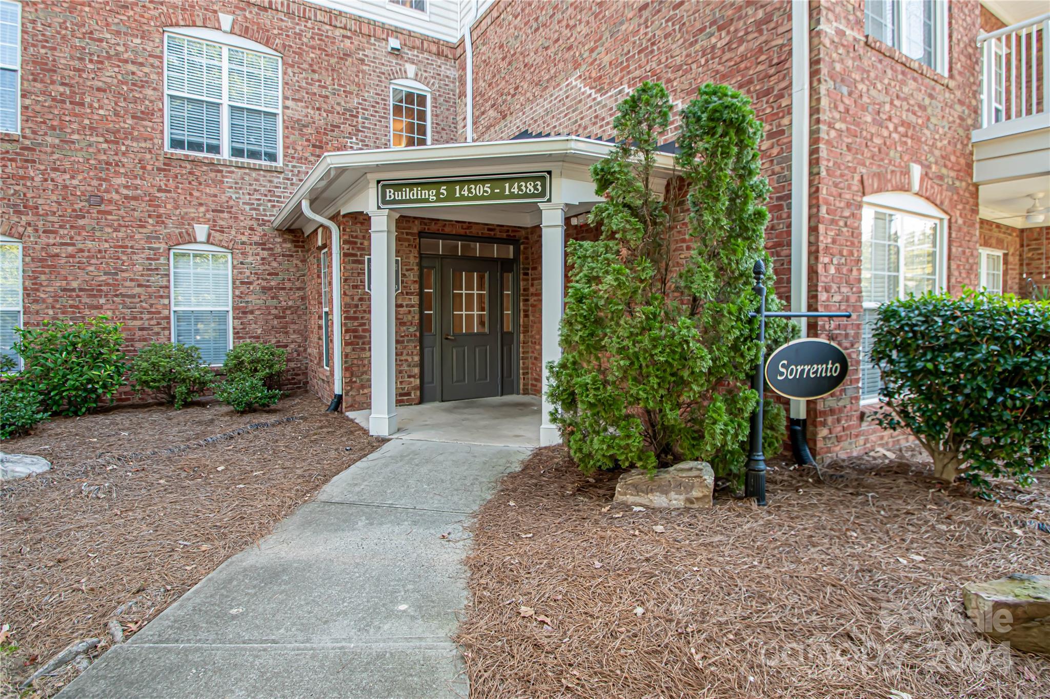 San Paolo Ln, Charlotte, NC 28277
