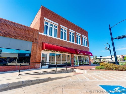 203 E Main St, Ada, OK, 74820-5603 | Card Image