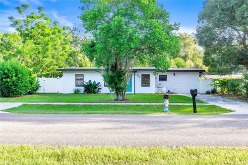 261 1st St, CHULUOTA, FL, 32766-8631 | Card Image