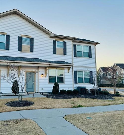 4080 Trenwith Ln, Virginia Beach, VA, 23456-6197 | Card Image