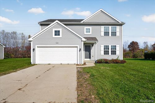 334 Saddlebrook Dr, Linden, MI, 48451-9144 | Card Image