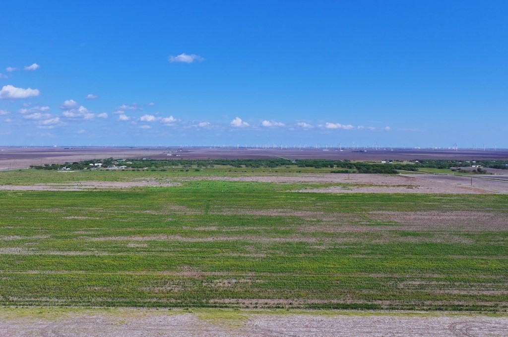 Land in Odem 4