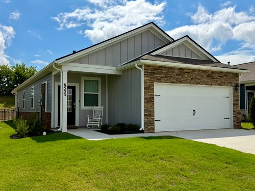 6555 Japonica Ln, White House, TN, 37188-2213 | Card Image