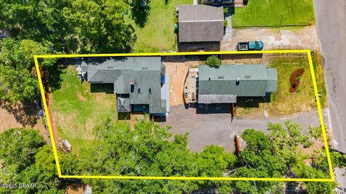 135 12th St, Holly Hill, FL, 32117-2701 | Card Image