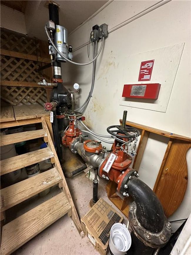 3155 S State Route 48, House other with 4 bedrooms, 3 bathrooms and null parking in Ludlow Falls OH | Image 84