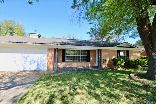 2131 Mountainview Dr, Waco, TX, 76710-2649 | Card Image