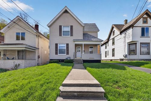 210 Freeman Ave, Syracuse, NY, 13209-1614 | Card Image