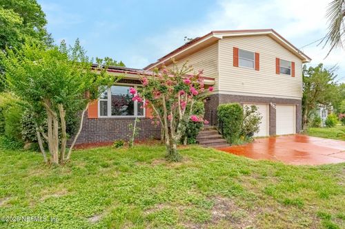 5922 Triumph Ln W, Jacksonville, FL, 32244-1307 | Card Image