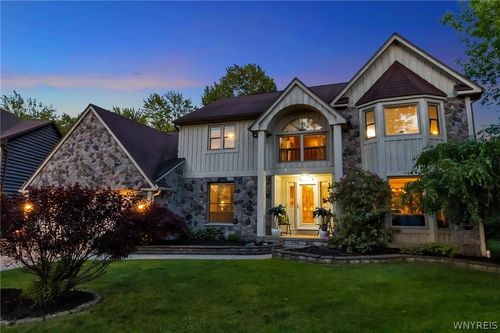19 Marshfield Ct, Amherst, NY, 14068-1367 | Card Image