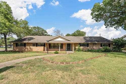 849 Deer Ridge Dr, Woodway, TX, 76712-3225 | Card Image