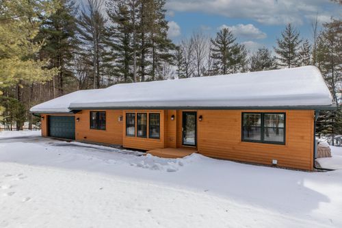 9319 Carlisle Ct, Minocqua, WI, 54548-9335 | Card Image