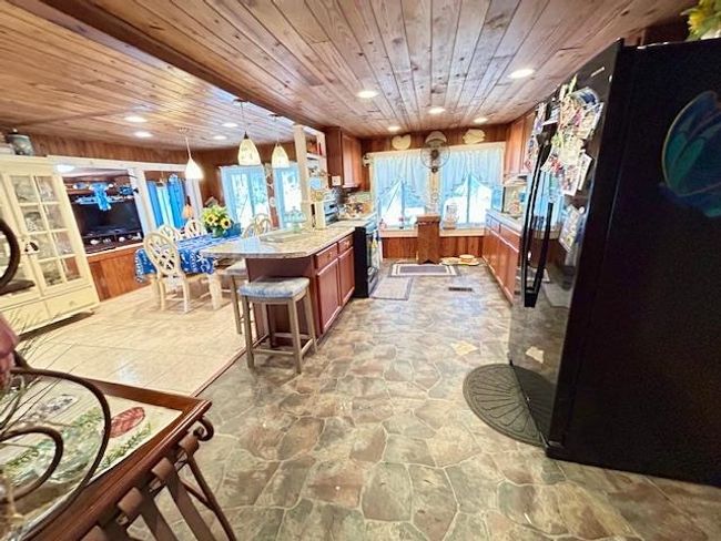 1464 Alligator Dr, House other with 3 bedrooms, 2 bathrooms and null parking in ALLIGATOR POINT FL | Image 9