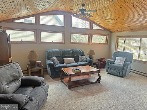 134 Wyalusing Dr, Pocono Lake, PA, 18347-8138 | Card Image