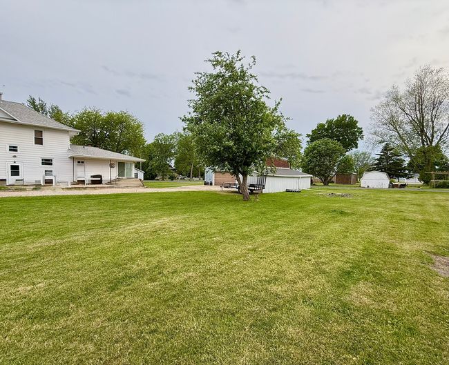 201 N Meyers Ave, House other with 4 bedrooms, 2 bathrooms and 2 parking in MILLEDGEVILLE IL | Image 6