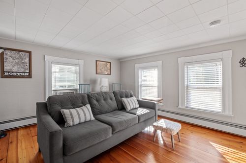 21B Portsmouth Ave, Exeter, NH, 03833 | Card Image