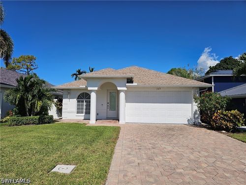 743 98th Ave N, NAPLES, FL, 34108-2223 | Card Image