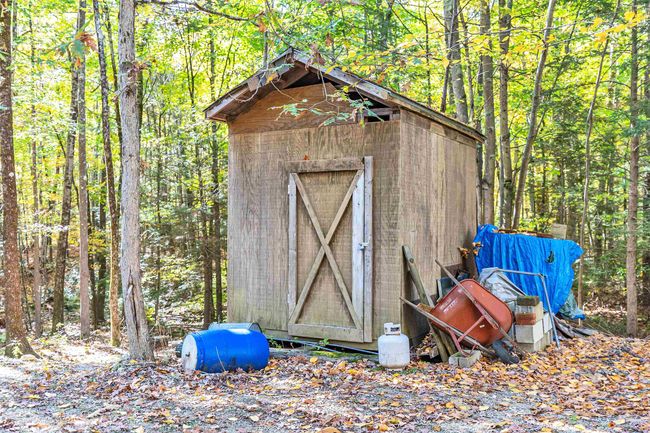 90 Locust Ln, House other with 3 bedrooms, 2 bathrooms and null parking in Lyndeborough NH | Image 33