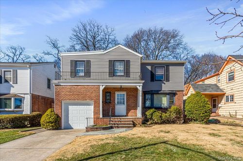 217-53 Kingsbury Ave, Oakland Gardens, NY, 11364-3534 | Card Image