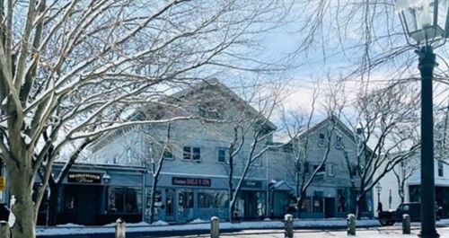 40 Central Sq, Bridgewater, MA, 02324-2546 | Card Image