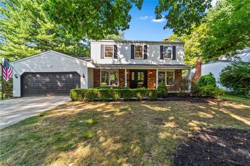 6864 Green Ridge Ave, Solon, OH, 44139-4042 | Card Image