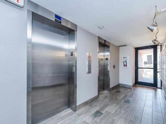 2 elevators | Image 6