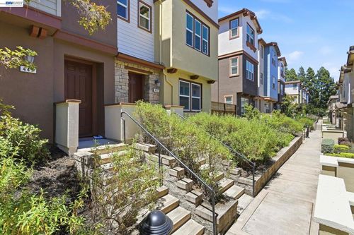 437 Ryan Ter, San Ramon, CA, 94583-1539 | Card Image