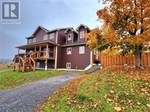 155 Elizabeth Street, Corner Brook, NL, A2H5Z9 | Card Image