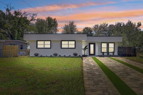 8401 Libby Ln, TAMPA, FL, 33619-6559 | Card Image